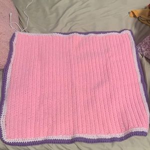 I also crochet blankets as well